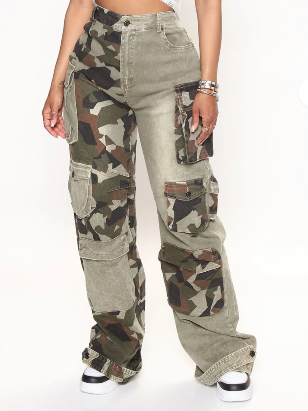 Fashion nova camo patch cargo pants